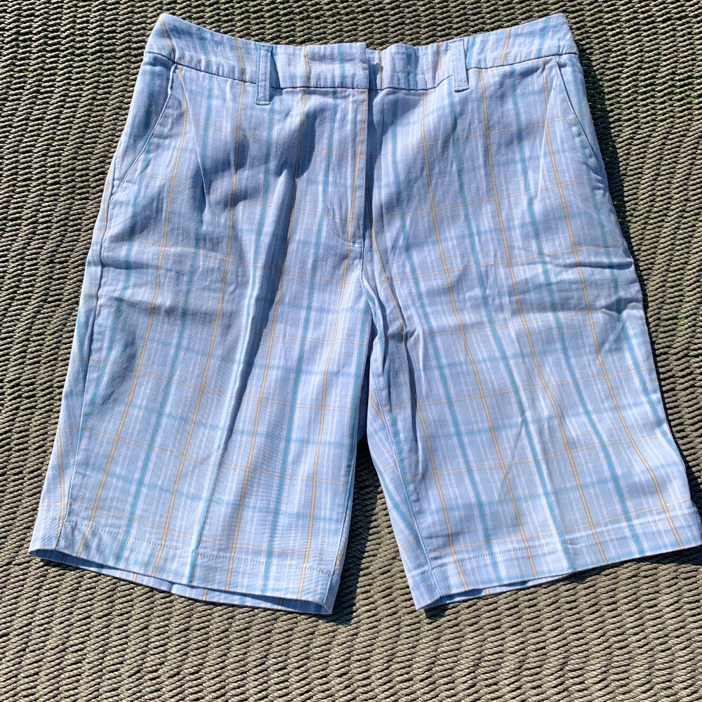 "St. John's Bay" stretch Bermudas, 10, EUC